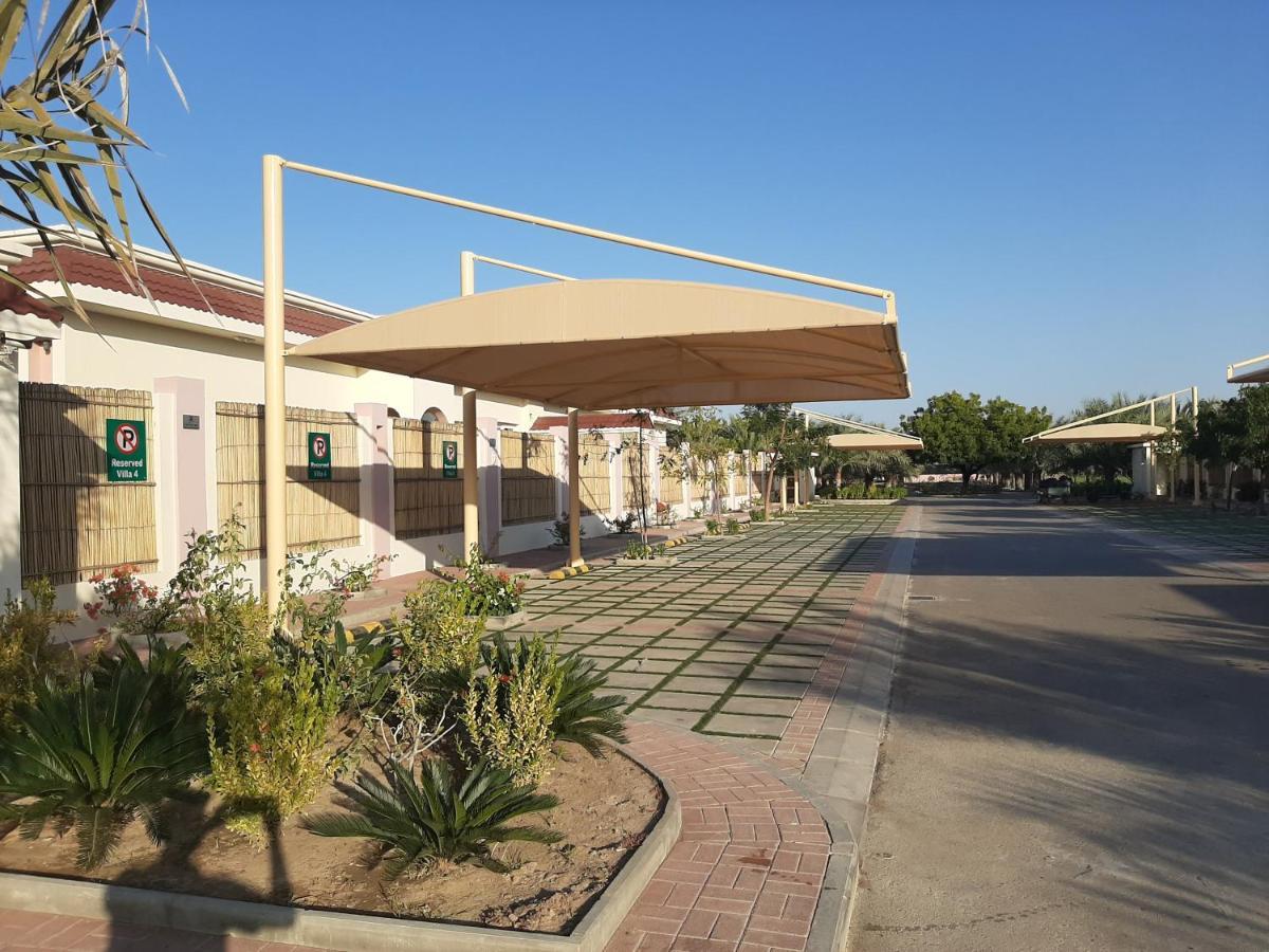 Asahalah Farm Pool Villas Seeb Eksteriør bilde